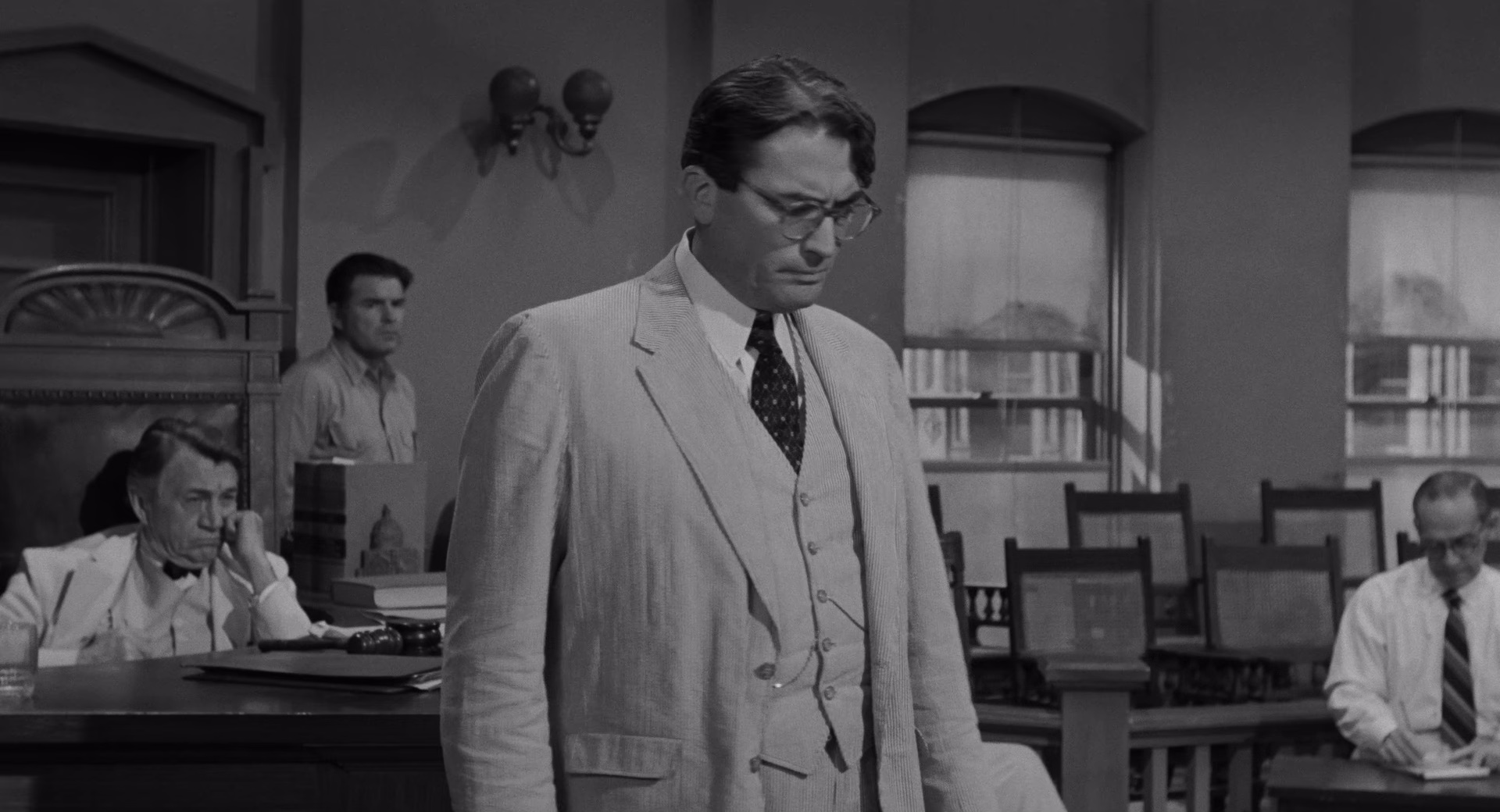 杀死一只知更鸟[国英多音轨/中英字幕].To.Kill.a.Mockingbird.1962.BluRay.1080p.x265.10bit.2Audio-MiniHD 5.33GB-6.jpeg