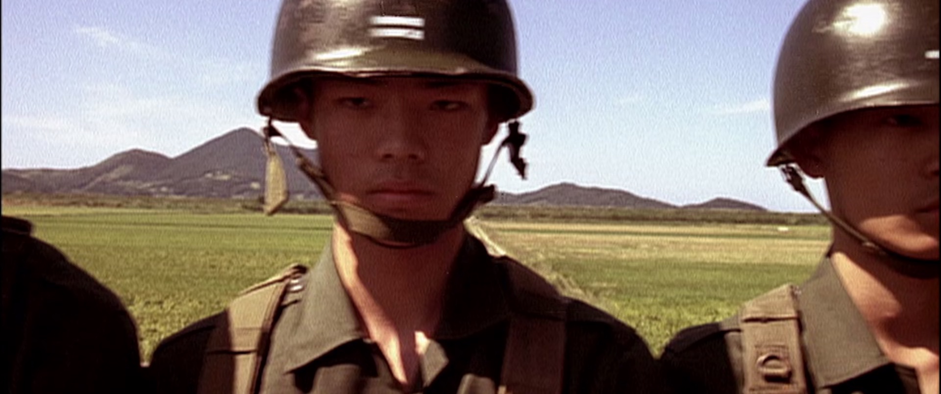实尾岛[简繁字幕].Silmido.2003.1080p.BluRay.DTS.x265-10bit-ENTHD 9.79GB-7.jpeg