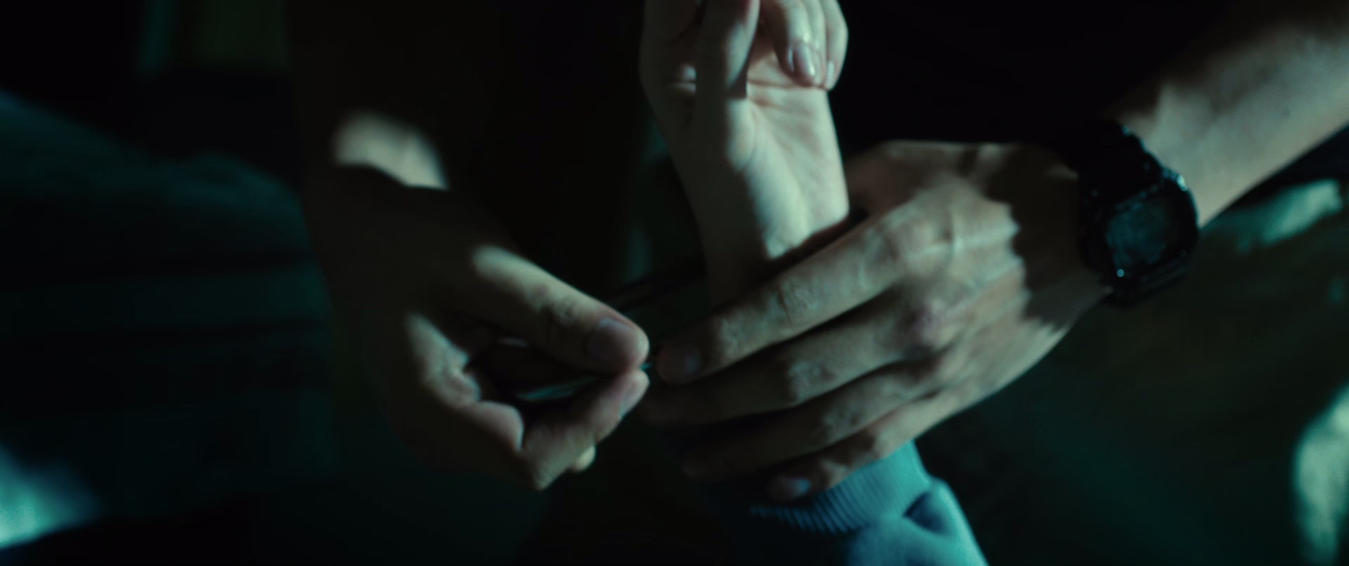 目击者之追凶[国语音轨/中英字幕].Who.Killed.Cock.Robin.2017.BluRay.1080p.x265.10bit-MiniHD 4.82GB-5.jpeg
