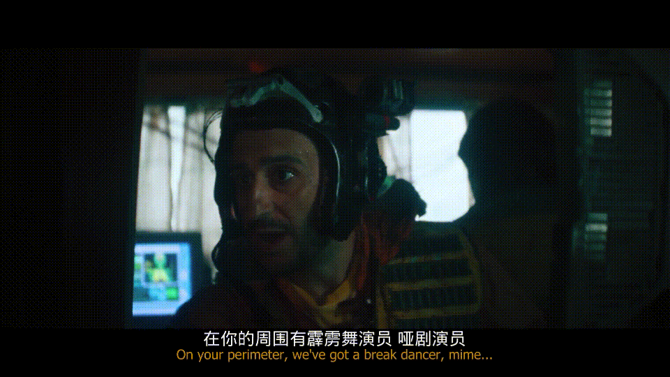 瞬息全宇宙/妈的多重宇宙 [简繁英四殊效字幕/定制BDJ菜单].Everything.Everywhere.All.at.Once.2022.V4.UHD.BluRay.2160p.HEVC.Atmos.TrueHD7.1-TAG 87.46GB-9.gif