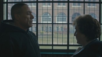 保镳 The.Bouncer.2018.LiMiTED.720p.BluRay.x264-CADAVER 3.28GB-3.jpg