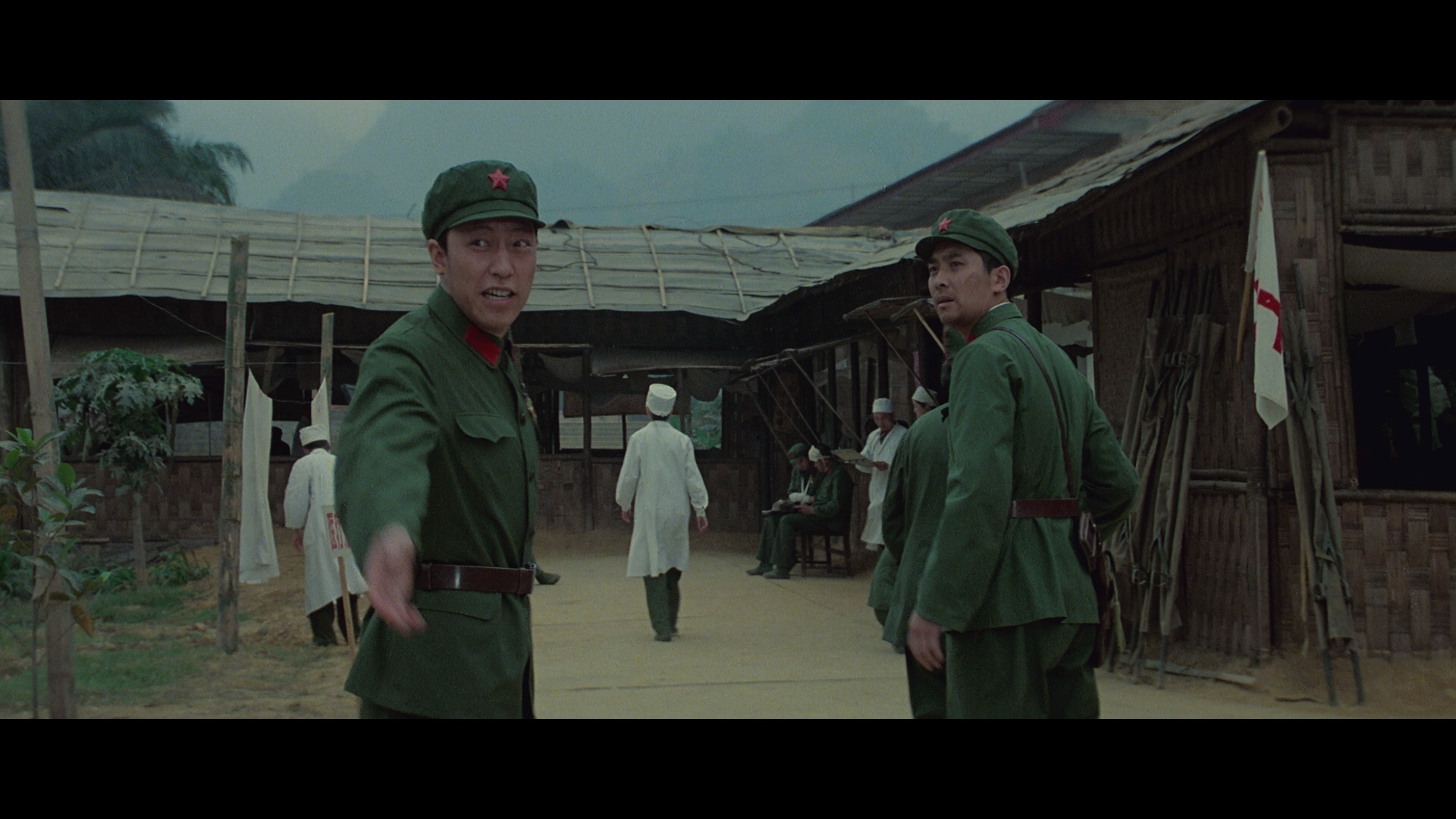 高山下的花环/卫国军魂(港) [国语/简英字幕].Wreaths.at.the.Foot.of.the.Mountain.1984.1080p.Blu-ray.AVC.LPCM.1.0-TAG 44.69GB-3.png
